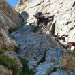 (L2) Escalada en la fisura - Jaime Arviza escalando la fisura del segundo largo en la va Cerd-Pokorsky