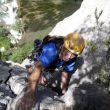 Escalando en Fisuras - Ramón Cadalàs escalando los primeros metros de la vía Blas Gordo, que junto con Jaime Arviza ha restaurado esta clásica vía de Montanejos