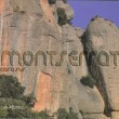 Montserrat cara sur. Volumen I - Esta guía, primera parte de las dos dedicadas a Monserrat Sur contiene vías de un largo de las zonas bajas de la cara sur de Montserrat con concesiones de zonas algo más arriba. Los criterios a la hora de seleccionar el contenido de la guía son la cercanía a los aparcamientos (entre 5\' y 1 h) y pertenecer a la cara Sur.

La guía consta de 13 capítulos:

1. Bauma de Can Solà (2 sectores)

2. Vermell del Xincarró
• Pallers free y roca de l\'Era dels Pallers
• Paller Sud
• Bauma de les Estaques, totxo del XEP y la Carabassina
• Gerro i Veïna del Gerro
• Roca del Tambor Gran, Timbaler, Cartutxos
• Vermell del Xincarró esq
• Vermell del Xincarró dr, cova de l\'Alfonso

3. El Castell
• Castell esq i dr
• Totxo del Clot del Tambor
• el Plàtanl

4. Clot del Boixar
• Clot del Boixar esq
• Clot del Boixar dr

5. La Tonsura-Agulla del Senglar
• el Supositori
• Tonsura i placa Hardkore
• Senglar y Senglar superior
• roca Roja
• ag Fina dels Naps de Baix

6. El Faraó de baix
• Faraó de baix esq
• Faraó de baix dreta
• roca de Sant Miquel
• roca del Cantó

7. La Palomera
• la Palomera O
• la Palomera E
• placa dels Roofs

8. Can Jorba
• totxo de Can Jorba, placa de la Pluja
• Can Jorba esq
• Can Jorba cente
• Can Jorba dr
• roca Mur

9. La Vinya Nova
• la Vinya Nova
• placa Cangur

10. L\'Artiga Baixa
• la Piula i veïnes
• les Dames

11. El Clot de la Mònica
• totxo de Ponent y Clean is good
• serrat inferior d\'en Muntaner
• la Pastereta, totxo de la Pastereta y la Planeta
• placa Tótem
• Miranda de la Vinya Nova
• serrat superior d\'en Muntaner

12. Torrent del Misser
• Mama\'s & the Papa\'s y toxo del Akino

13. Collbató
• cingle de Xaloc
• totxos CAM Nou Barris
• els Graus
• el Jardinet
• primer y segon pis
• el Llençol
• la Codolosa